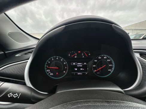 Used 2022 Chevrolet Malibu LT image 17