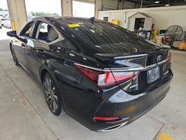 Used 2021 Lexus ES 350 w/ Premium Package FWD image 2