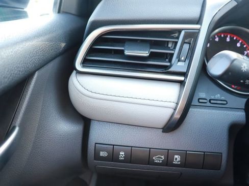 Used 2021 Toyota Camry XSE image 27