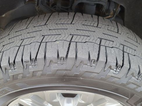 Used 2020 GMC Sierra 3500 Denali w/ Denali Ultimate Package image 9