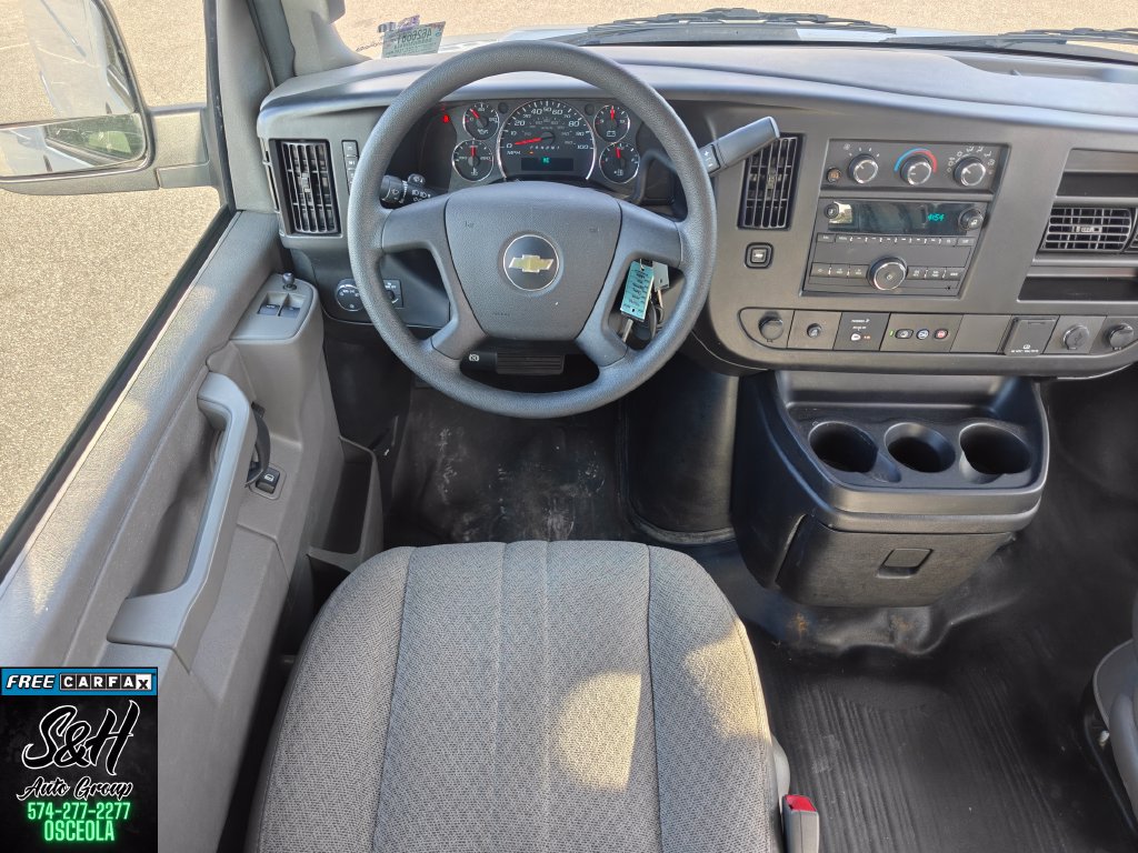 Used 2023 Chevrolet Express 2500 RWD image 4