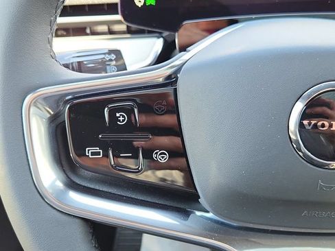 New 2025 Volvo EX90 Ultra AWD/4WD image 17