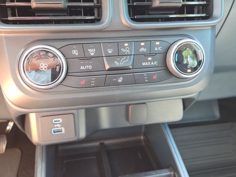 Used 2024 Ford Maverick XLT w/ XLT Luxury Package FWD image 23