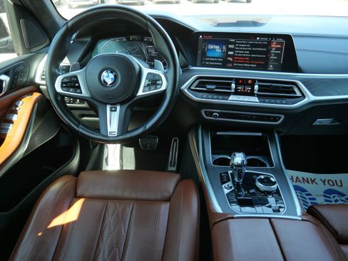 Used 2022 BMW X7 xDrive40i w/ M Sport Package AWD/4WD image 21