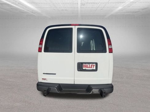 Used 2025 Chevrolet Express 2500 w/ Driver Convenience Package RWD image 6