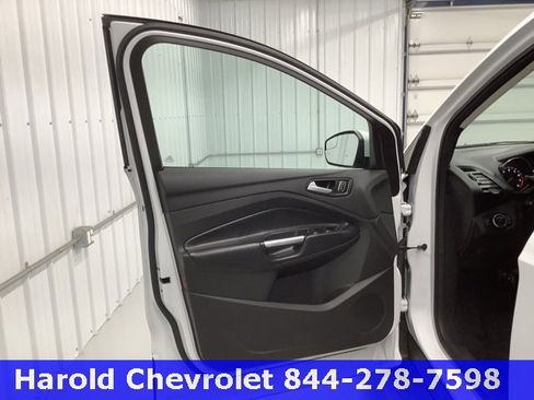 Used 2019 Ford Escape SEL w/ Sun & Style Package image 14