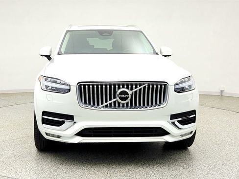 Used 2023 Volvo XC90 B6 Plus w/ Protection Package Premier AWD/4WD image 2