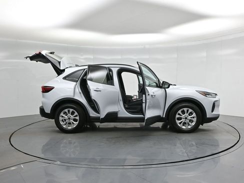 Certified 2025 Ford Escape Active image 5