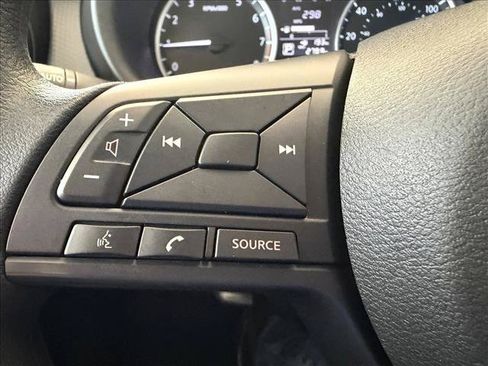 Used 2024 Nissan Kicks S FWD image 17