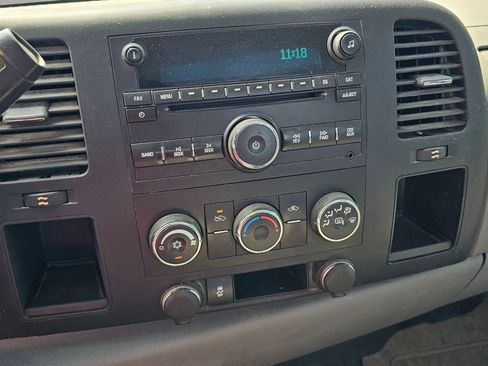 Used 2012 Chevrolet Silverado 1500 W/T RWD image 13
