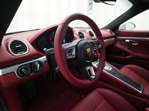 Certified 2025 Porsche 718 Cayman GTS RWD image 14