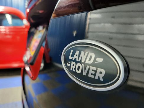 Used 2020 Land Rover Range Rover Evoque SE image 56