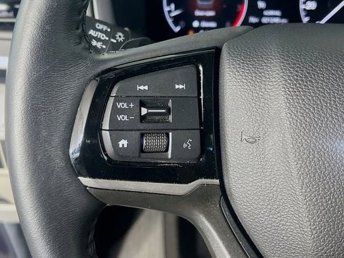 Used 2025 Honda Odyssey EX-L image 17