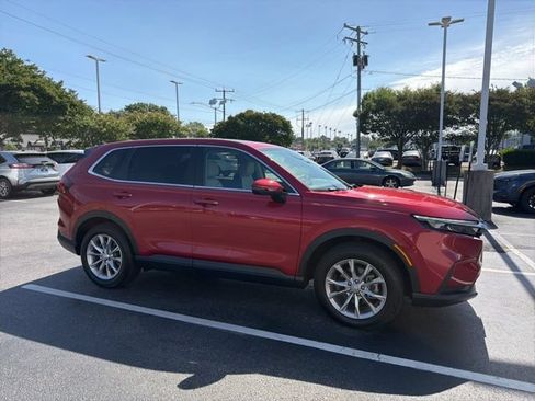 Used 2023 Honda CR-V EX image 2