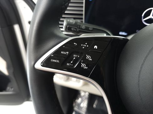 Certified 2026 Mercedes-Benz GLE 350 4MATIC image 11