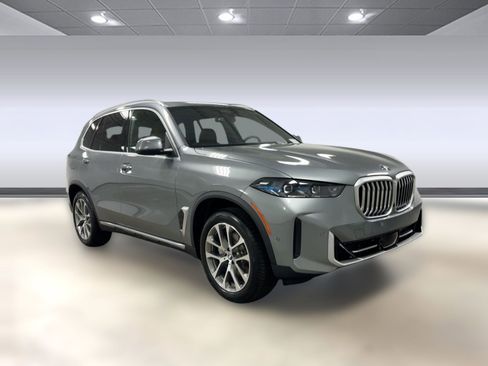 New 2026 BMW X5 sDrive40i w/ Premium Package image 7