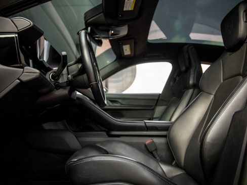 Certified 2023 Porsche Taycan GTS image 23