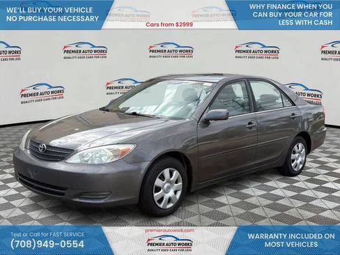 Used 2004 Toyota Camry FWD image 1