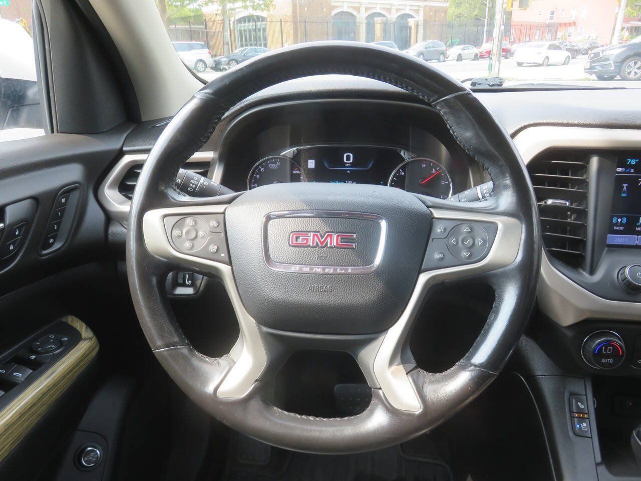 Used 2019 GMC Acadia Denali w/ Technology Package AWD/4WD image 14