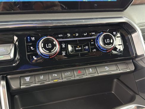 New 2026 GMC Sierra 2500 Denali Ultimate image 32