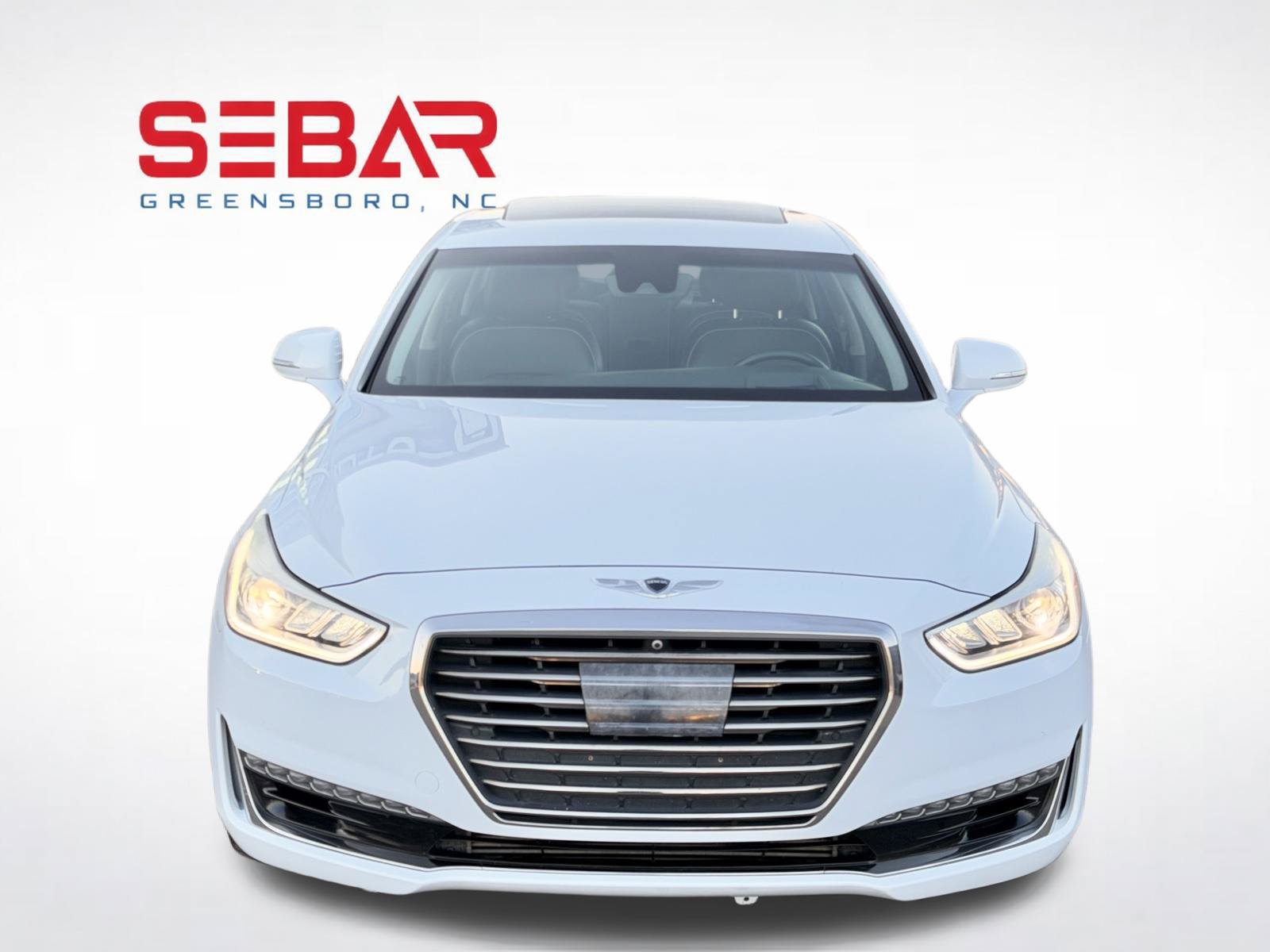 Used 2017 Genesis G90 3.3T Premium RWD image 5