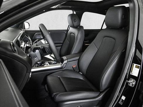 New 2026 Mercedes-Benz GLA 250 4MATIC image 18