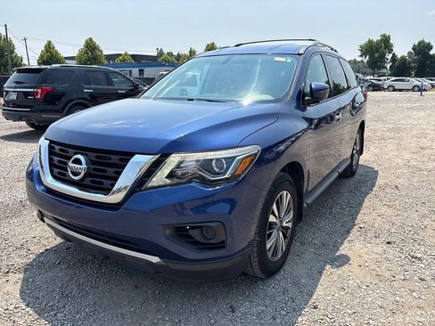Used 2017 Nissan Pathfinder S FWD image 1