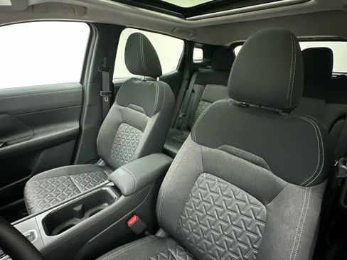 New 2026 Nissan Kicks SV w/ SV Premium Package image 9