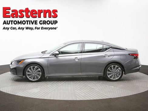 Used 2025 Nissan Altima 2.5 SL image 60