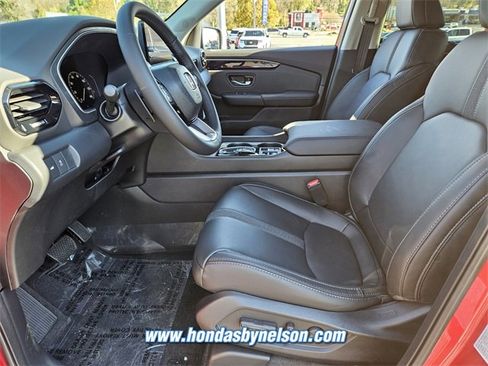 New 2025 Honda Pilot EX-L image 5