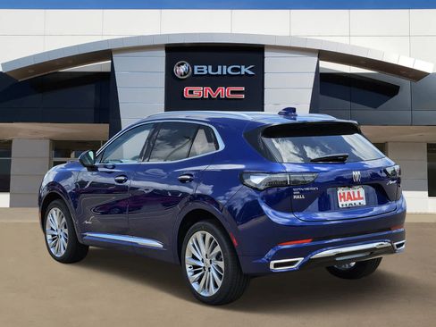 New 2025 Buick Envision Avenir image 3