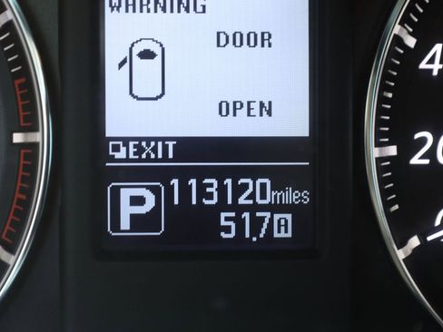 Used 2017 INFINITI QX70 AWD w/ Premium Package image 14