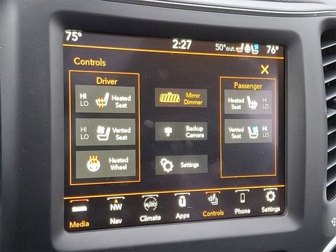 Used 2023 Jeep Cherokee Altitude Lux w/ Lux Elite Package image 28