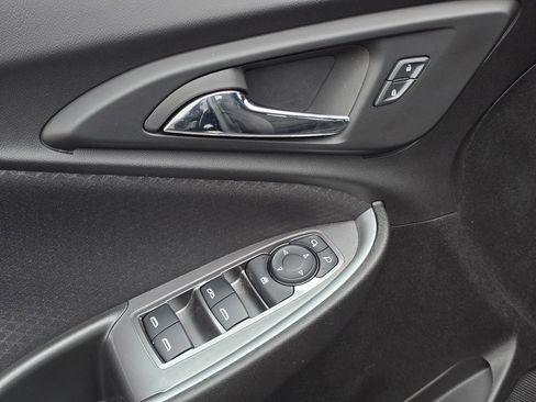 Used 2023 Chevrolet Malibu LT w/ Midnight Edition image 31