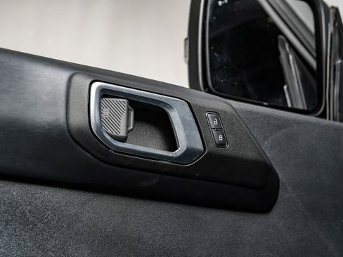 Used 2024 Ford Bronco Badlands image 57