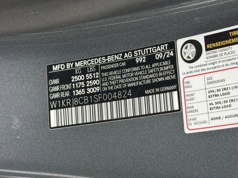 Used 2025 Mercedes-Benz AMG GT 63 S w/ AMG Carbon Fiber Package image 46