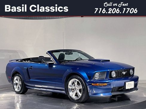 Used 2007 Ford Mustang GT RWD image 1