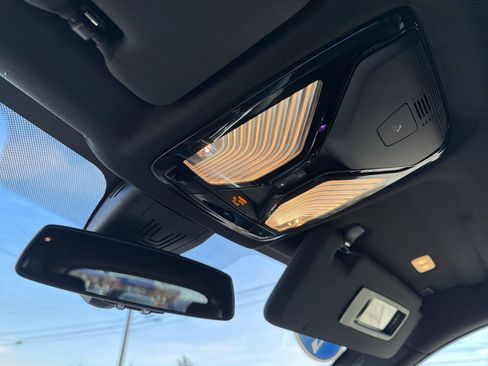 Used 2021 BMW X5 xDrive40i w/ Convenience Package image 82