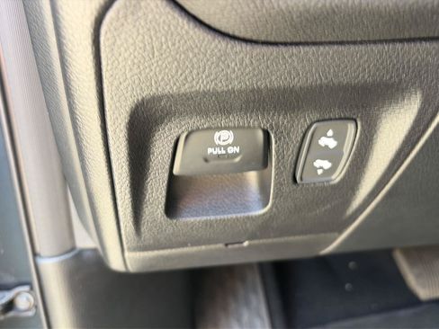 Used 2026 RAM 1500 Big Horn AWD/4WD image 8