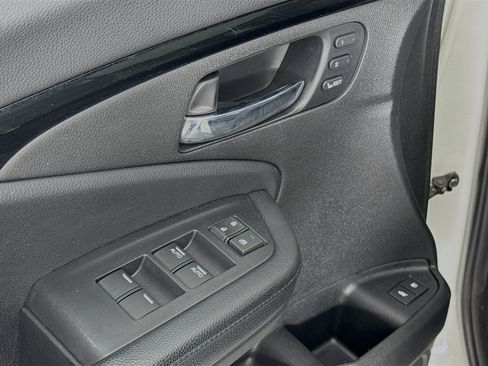 Certified 2019 Honda Passport Touring image 18