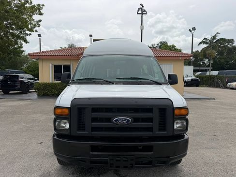 Used 2014 Ford E-250 and Econoline 250 Extended w/ Power Group RWD image 9