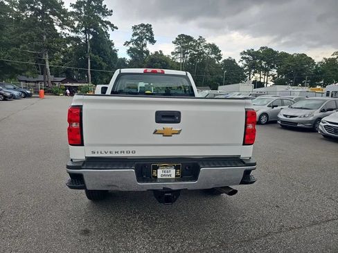 Used 2018 Chevrolet Silverado 2500 W/T RWD image 4