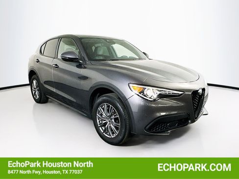 Used 2023 Alfa Romeo Stelvio Sprint RWD image 1