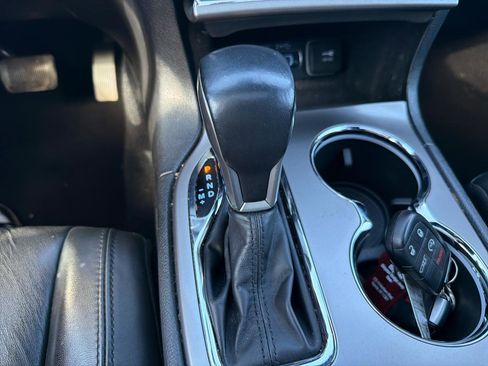 Used 2021 Jeep Grand Cherokee Limited w/ Premium Lighting Group image 27