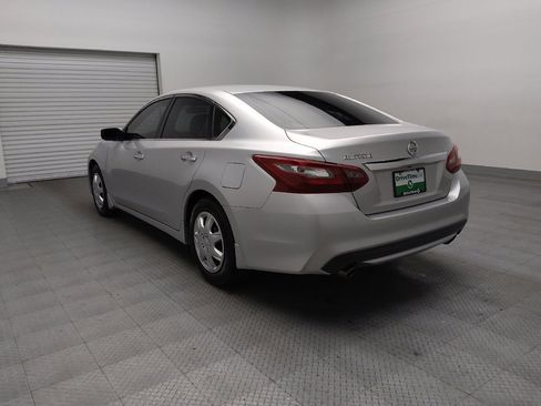 Used 2018 Nissan Altima 2.5 S w/ S Convenience Package image 5