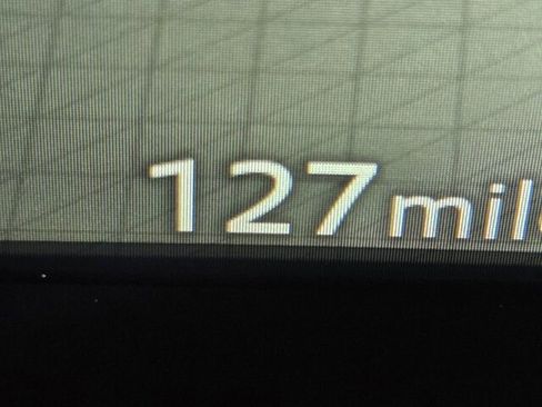 Used 2026 Nissan Kicks SR image 23