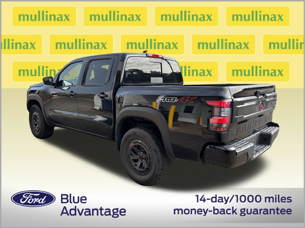 Used 2026 Nissan Frontier PRO-4X AWD/4WD image 3