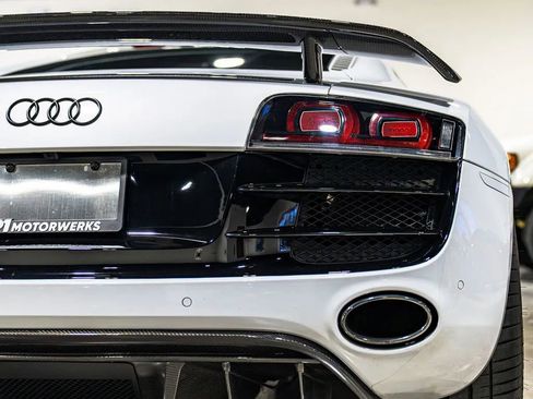 Used 2012 Audi R8 V10 image 44