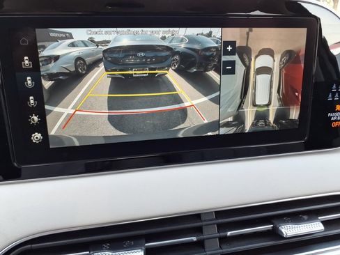 Certified 2022 Hyundai Palisade Calligraphy FWD image 28