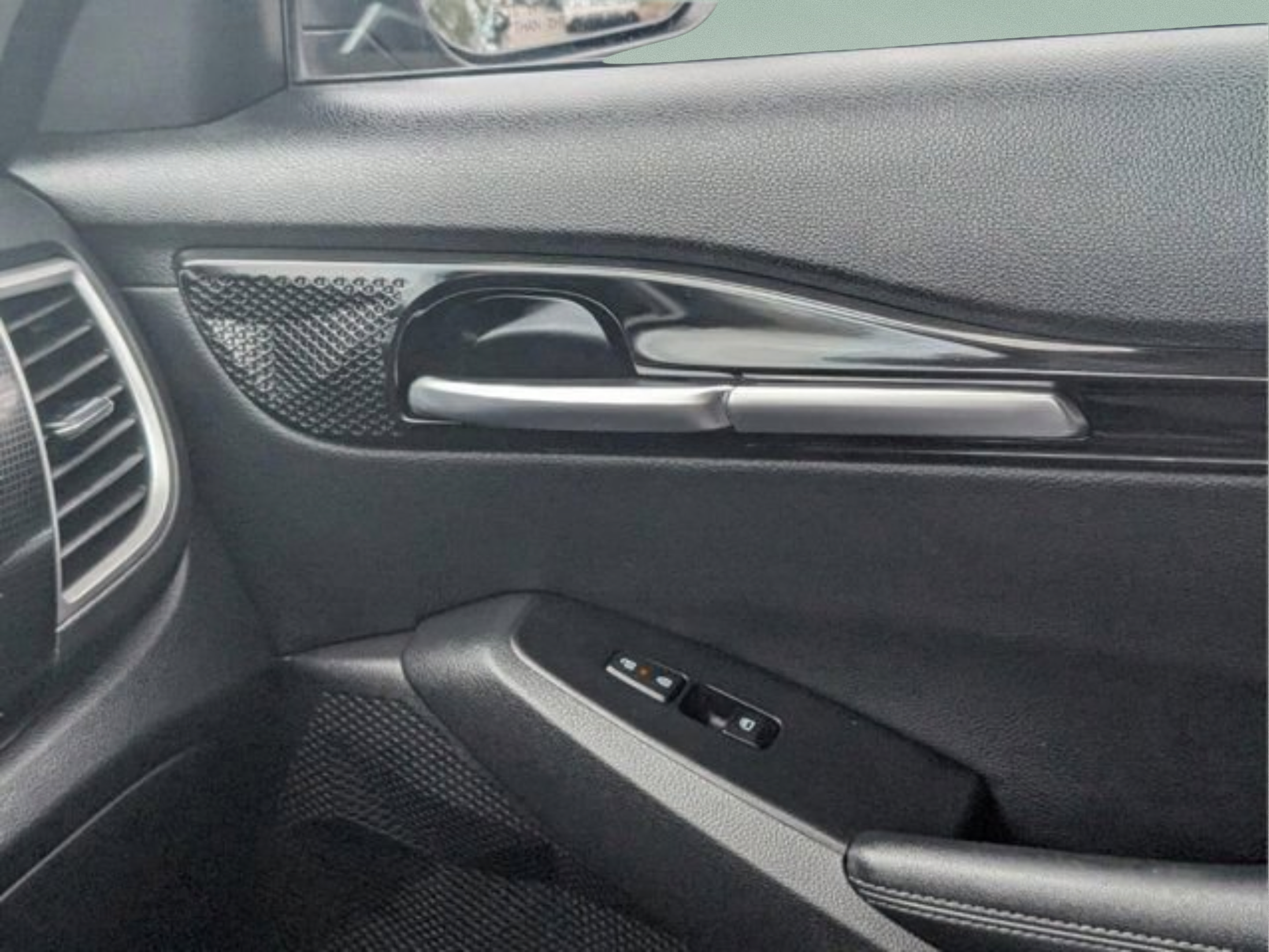Used 2024 Kia Seltos X-Line AWD/4WD image 42